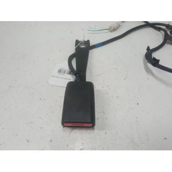 ANCLAJE CINTURON DELANTERO IZQUIERDO 