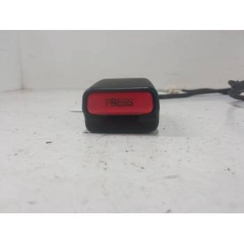 ANCLAJE CINTURON DELANTERO IZQUIERDO 