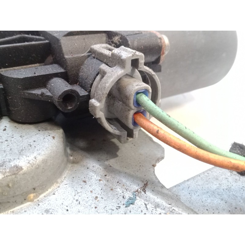 Recambio de elevalunas electrico delantero derecho para renault clio iii (br0/1, cr0/1) 1.5 dci (br17, cr17) referencia OEM IAM 