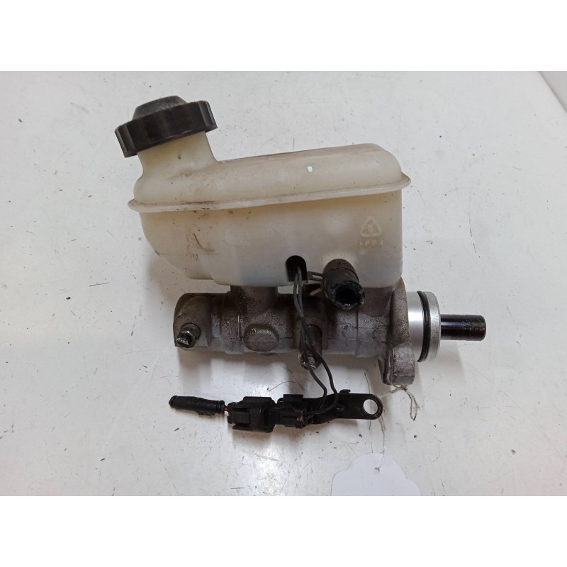 Recambio de bomba freno para kia sorento i (jc) 2.4 referencia OEM IAM   