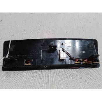 LUZ CENTRAL DE FRENO 927002c000 