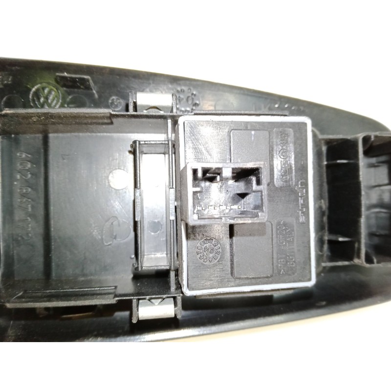 Recambio de mando elevalunas delantero derecho para volkswagen polo (9n_, 9a_) 1.2 12v referencia OEM IAM 602867172  
