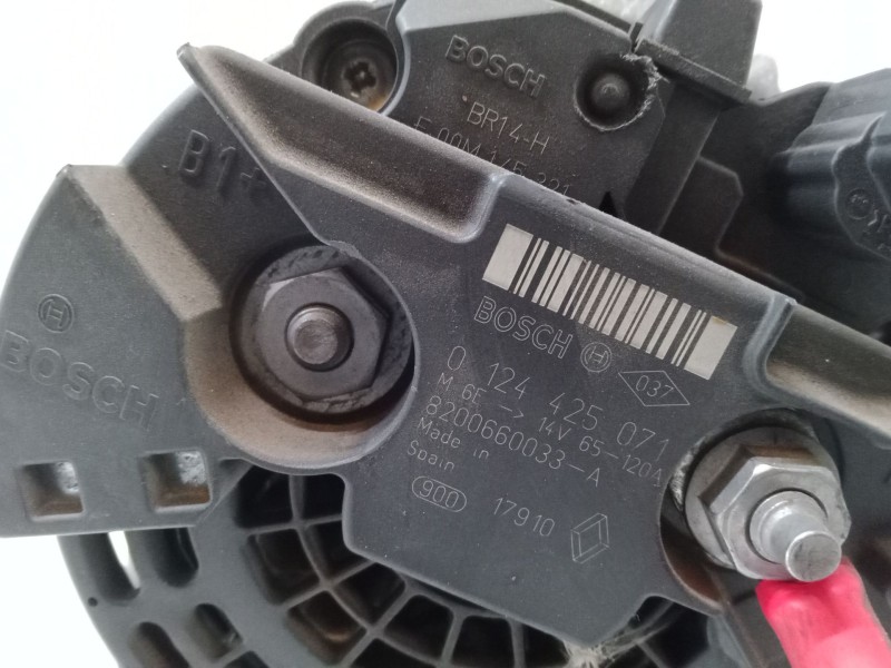 Recambio de alternador para renault megane iii hatchback (bz0/1_, b3_) 1.6 16v (bz0h) referencia OEM IAM 8200660033  0124425071