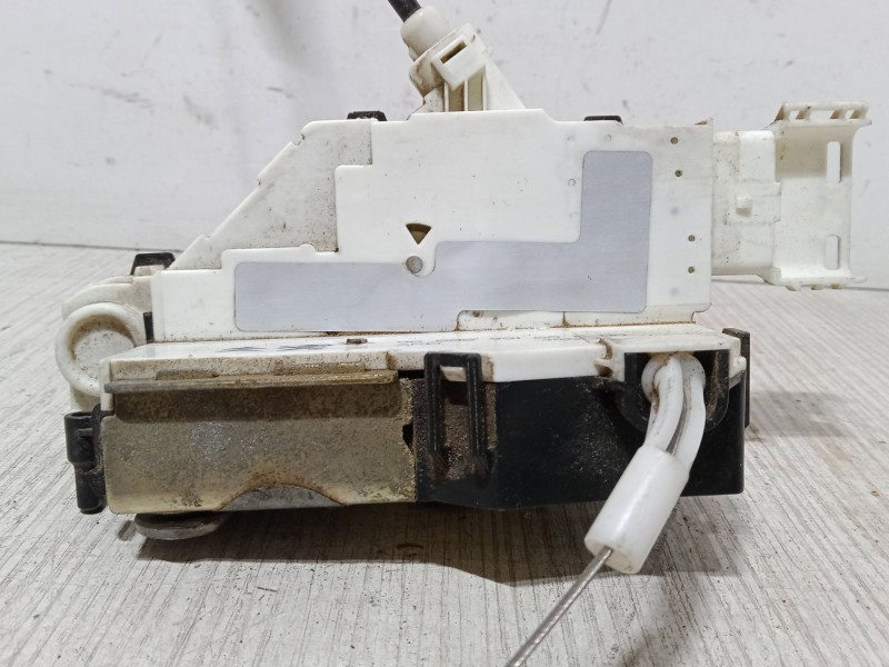 Recambio de cerradura puerta trasera derecha para peugeot 407 (6d_) 2.0 hdi 135 (6drhrh, 6drhre, 6drhrg, 6drhrj) referencia OEM 