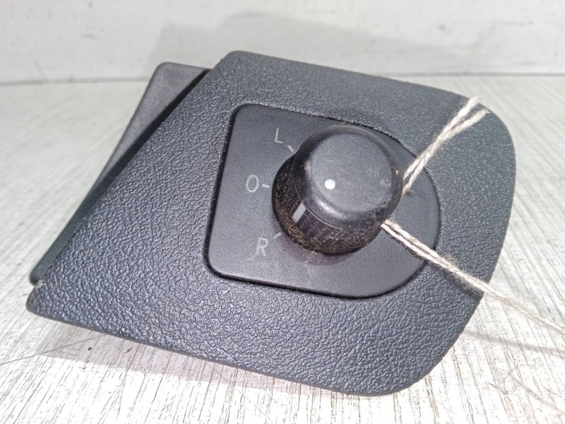 Recambio de mando retrovisor para skoda octavia i (1u2) 1.8 t referencia OEM IAM   