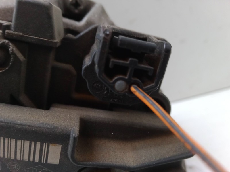 Recambio de alternador para renault megane iii hatchback (bz0/1_, b3_) 1.6 16v (bz0h) referencia OEM IAM 8200660033  0124425071