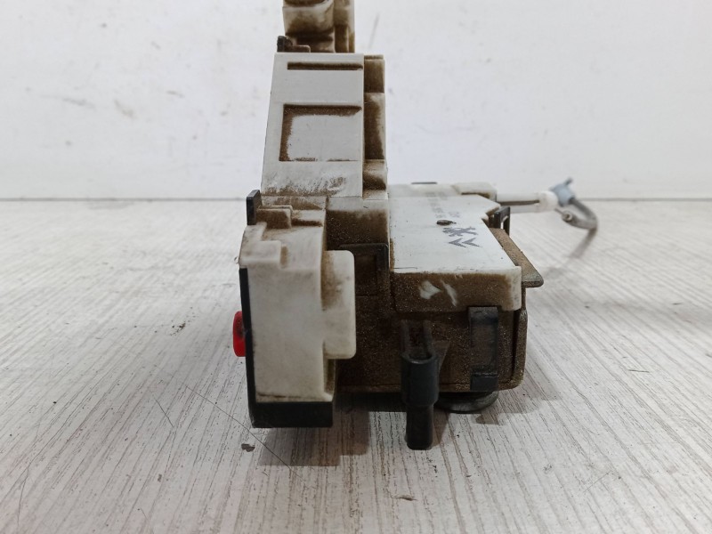 Recambio de cerradura puerta trasera derecha para peugeot 407 (6d_) 2.0 hdi 135 (6drhrh, 6drhre, 6drhrg, 6drhrj) referencia OEM 