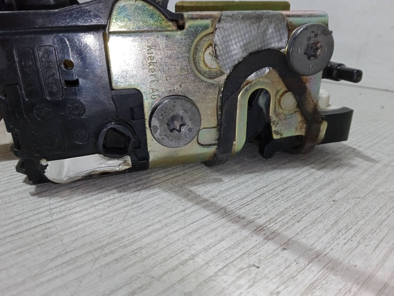 Recambio de cerradura puerta trasera izquierda para peugeot 407 (6d_) 2.0 hdi 135 (6drhrh, 6drhre, 6drhrg, 6drhrj) referencia OE