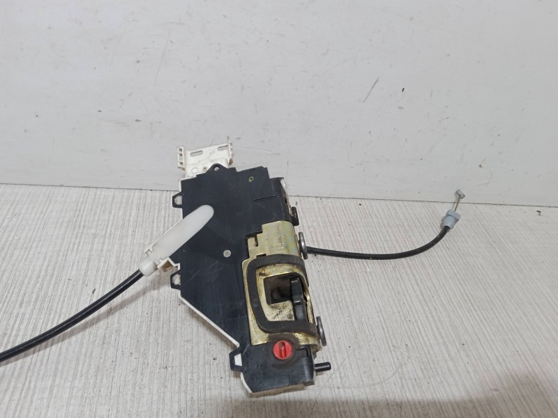 Recambio de cerradura puerta trasera izquierda para peugeot 407 (6d_) 2.0 hdi 135 (6drhrh, 6drhre, 6drhrg, 6drhrj) referencia OE