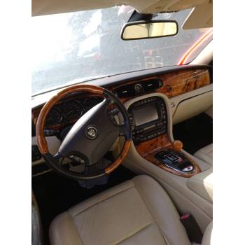 JAGUAR XJ (X350, X358)