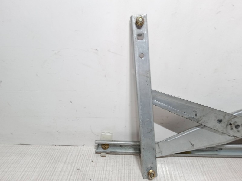 Recambio de elevalunas electrico delantero derecho para chevrolet aveo / kalos hatchback (t200) 1.2 referencia OEM IAM   