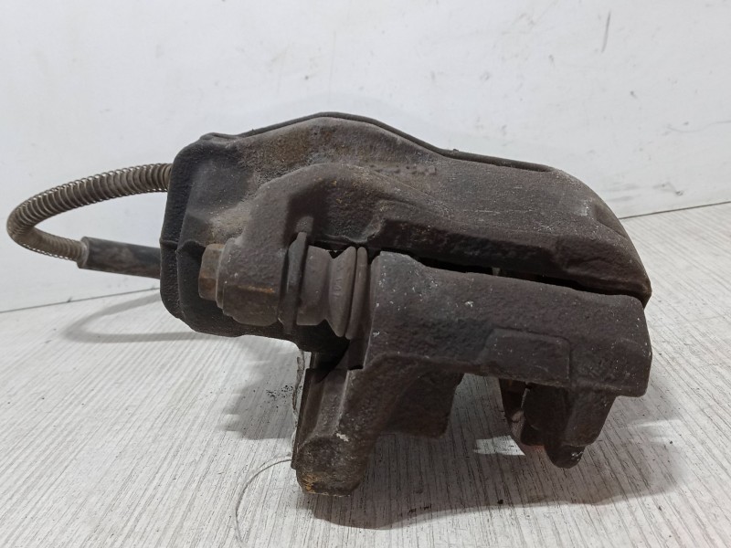 Recambio de pinza freno delantera izquierda para peugeot 206 cc (2d) 1.6 16v (2dnfuf, 2dnfur) referencia OEM IAM Y0113122D  