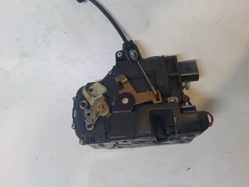 Recambio de cerradura puerta delantera izquierda para volkswagen bora i (1j2) 2.0 referencia OEM IAM   