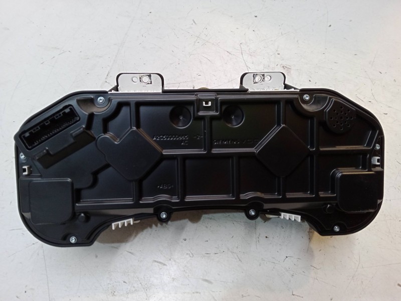 Recambio de cuadro instrumentos para toyota auris (_e15_) 1.4 d-4d (nde150_) referencia OEM IAM 838000ZC80  