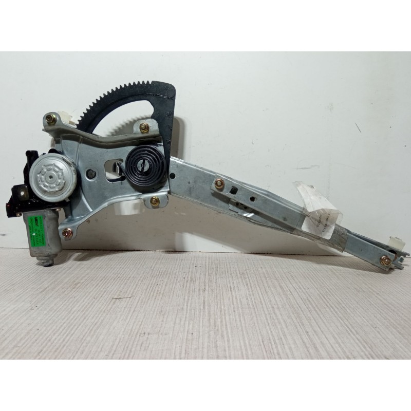 Recambio de elevalunas electrico delantero izquierdo para chevrolet aveo / kalos hatchback (t200) 1.2 referencia OEM IAM 9654173