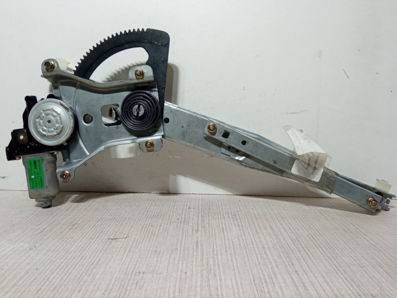 Recambio de elevalunas electrico delantero izquierdo para chevrolet aveo / kalos hatchback (t200) 1.2 referencia OEM IAM 9654173