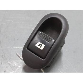 MANDO ELEVALUNAS DELANTERO DERECHO 96401469XT 