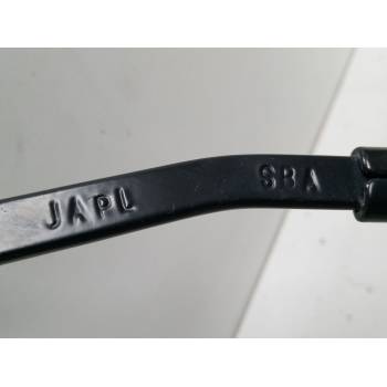 BRAZO LIMPIA DELANTERO DERECHO 