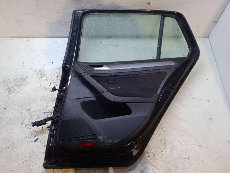 Recambio de puerta trasera derecha para volkswagen golf vii (5g1, bq1, be1, be2) 1.6 tdi referencia OEM IAM   