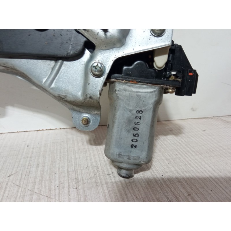 Recambio de elevalunas electrico delantero izquierdo para chevrolet aveo / kalos hatchback (t200) 1.2 referencia OEM IAM 9654173