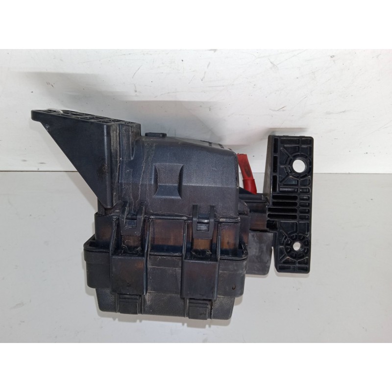 Recambio de caja reles / fusibles para renault megane iii hatchback (bz0/1_, b3_) 1.6 16v (bz0h) referencia OEM IAM   