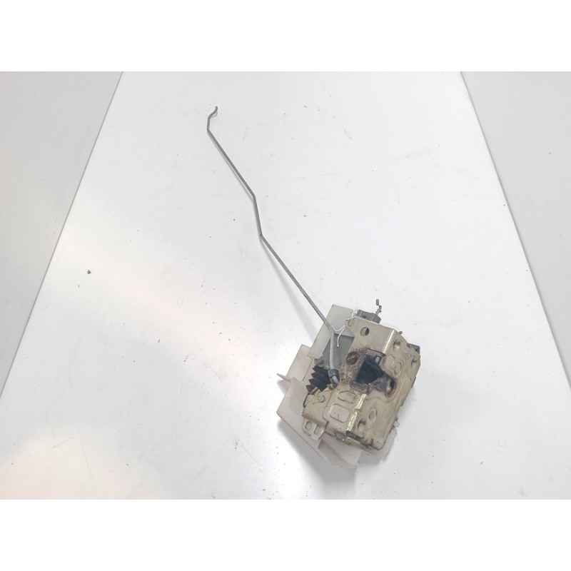 Recambio de cerradura puerta delantera izquierda para renault megane i (ba0/1_) 1.6 e (ba0f, ba0s) referencia OEM IAM   