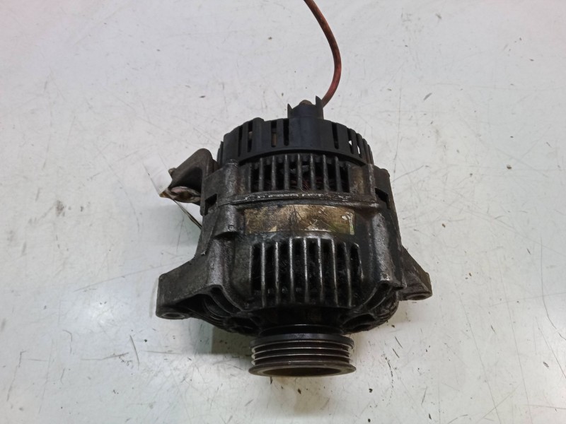Recambio de alternador para renault megane i classic (la0/1_) 1.6 e (la0f, la0s) referencia OEM IAM 2541984A  7700424583