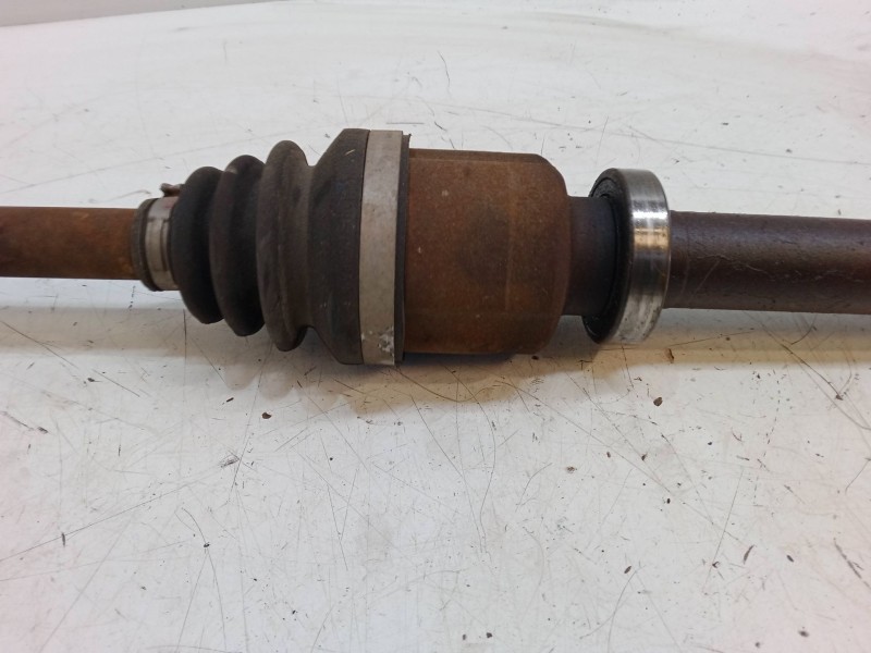 Recambio de transmision delantera derecha para renault megane iii hatchback (bz0/1_, b3_) 1.6 16v (bz0h) referencia OEM IAM   