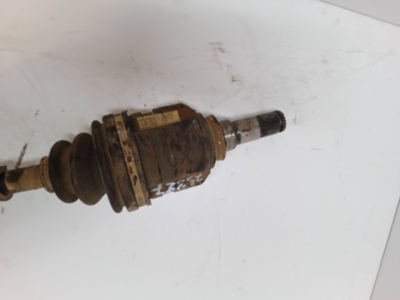 Recambio de transmision delantera izquierda para toyota corolla verso (_e12_) 1.6 vvt-i (zze121_) referencia OEM IAM   