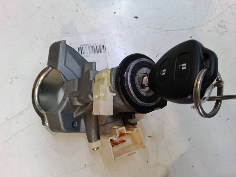 Recambio de clausor para toyota auris (_e15_) 1.4 d-4d (nde150_) referencia OEM IAM 29653453  