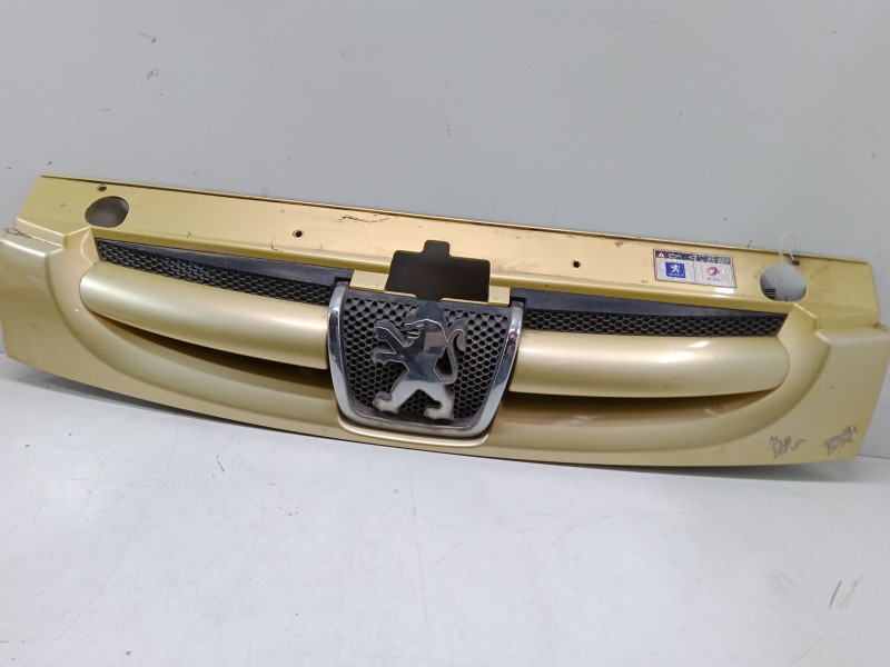 Recambio de rejillas capo para peugeot partner monospace (5_, g_) 1.4 referencia OEM IAM   