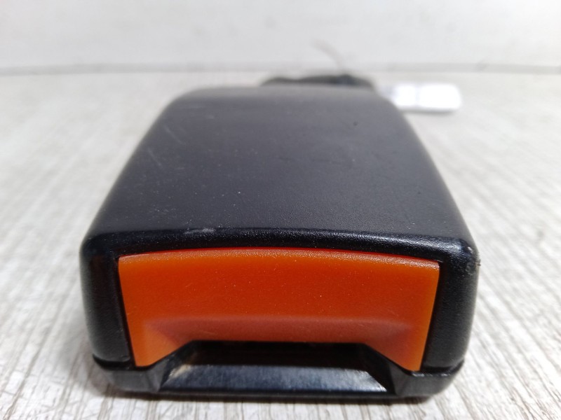 Recambio de anclaje cinturon trasero derecho para ford focus c-max (dm2) 1.6 tdci referencia OEM IAM   