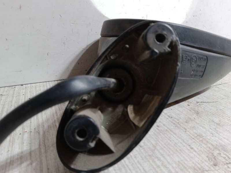 Recambio de retrovisor electrico derecho para mitsubishi carisma (da_) 1.9 di-d (da5a) referencia OEM IAM   