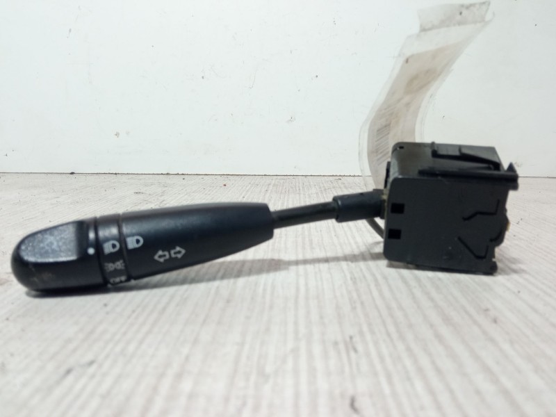 Recambio de mando de intermitencia para chevrolet aveo / kalos hatchback (t200) 1.2 referencia OEM IAM   