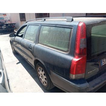 VOLVO V70 II (285)