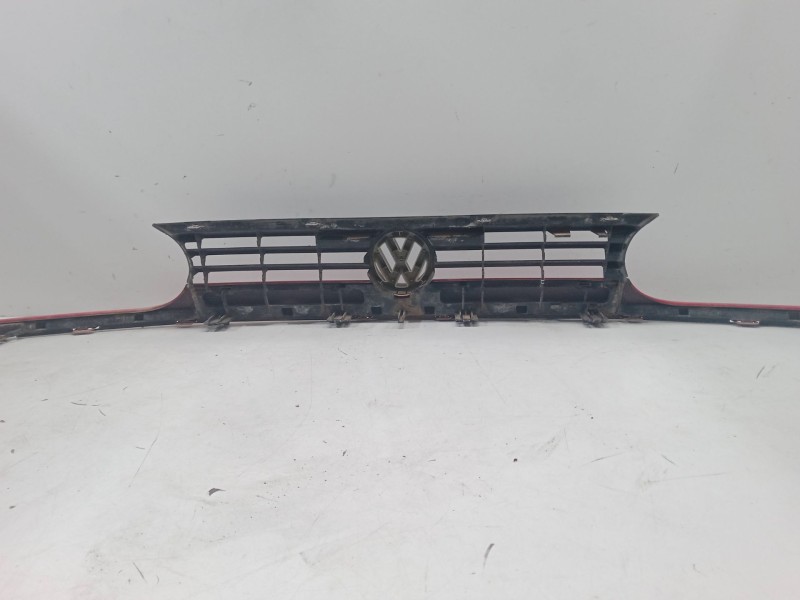 Recambio de rejillas capo para volkswagen golf iii variant (1h5) 1.9 td referencia OEM IAM   
