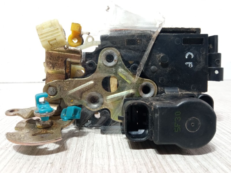 Recambio de cerradura puerta delantera derecha para chevrolet aveo / kalos hatchback (t200) 1.2 referencia OEM IAM   