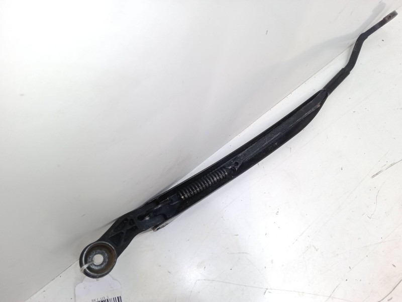 Recambio de brazo limpia delantero izquierdo para lexus rx (_u3_) 300 (mcu35_) referencia OEM IAM   