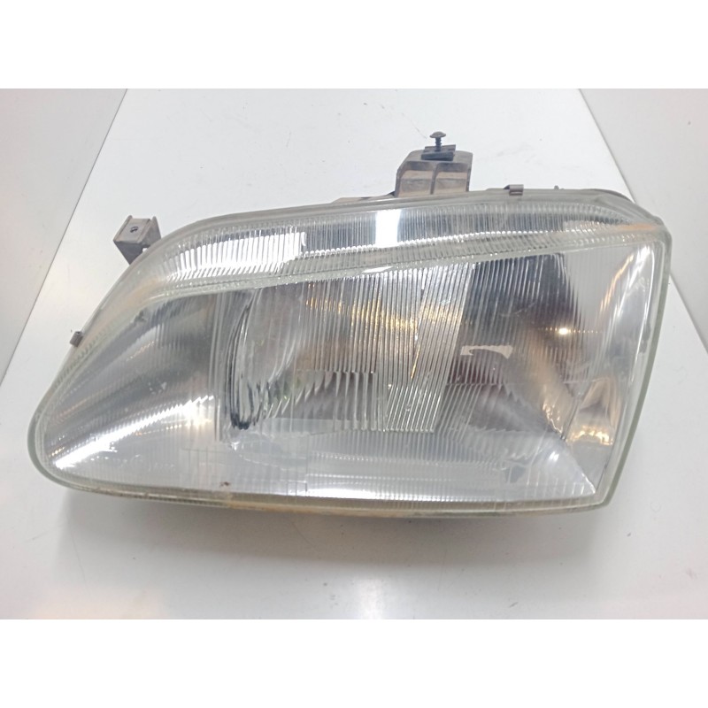 Recambio de faro izquierdo para renault megane i (ba0/1_) 1.6 e (ba0f, ba0s) referencia OEM IAM   