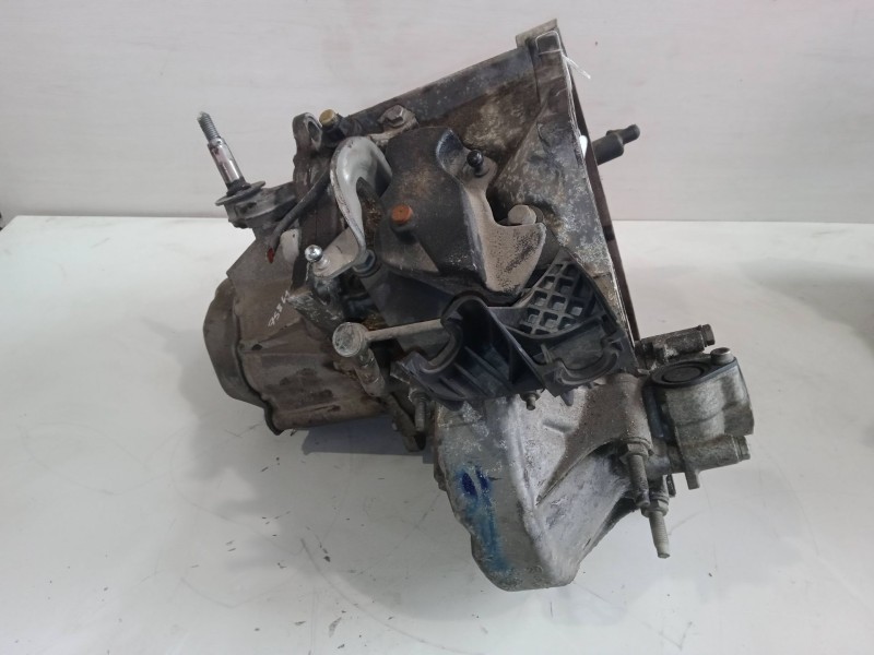 Recambio de caja de cambios manual 5 velocidades para peugeot partner tepee 1.6 hdi 16v referencia OEM IAM 9680886910  
