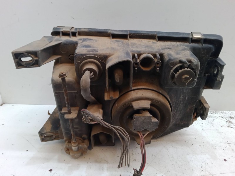 Recambio de faro derecho para mitsubishi galloper (jk-01) 2.5 td referencia OEM IAM   