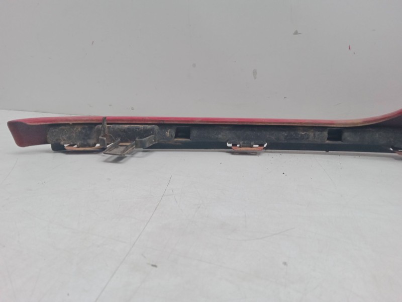 Recambio de rejillas capo para volkswagen golf iii variant (1h5) 1.9 td referencia OEM IAM   