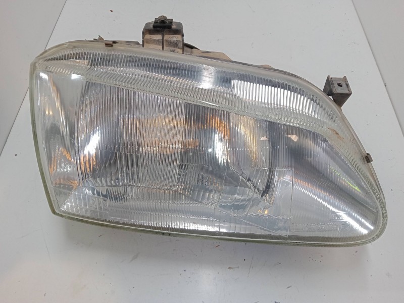 Recambio de faro derecho para renault megane i (ba0/1_) 1.6 e (ba0f, ba0s) referencia OEM IAM   