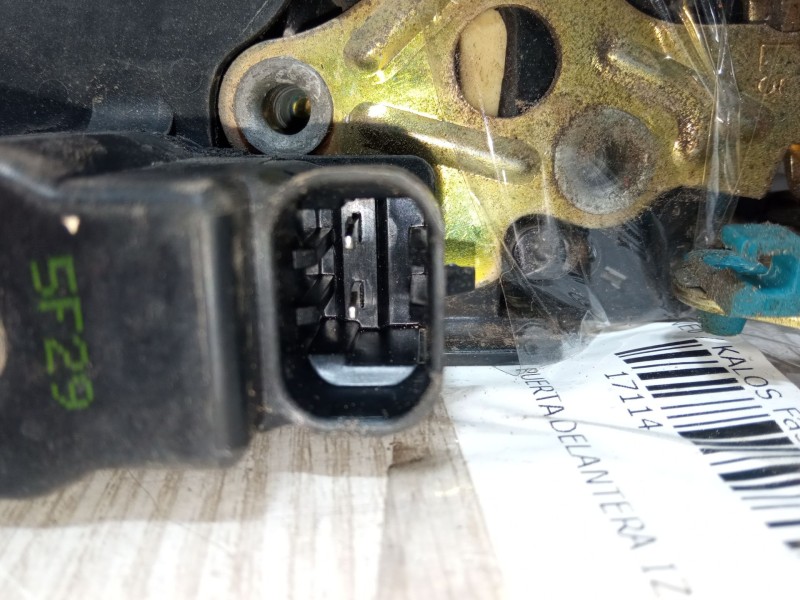 Recambio de cerradura puerta delantera izquierda para chevrolet aveo / kalos hatchback (t200) 1.2 referencia OEM IAM   