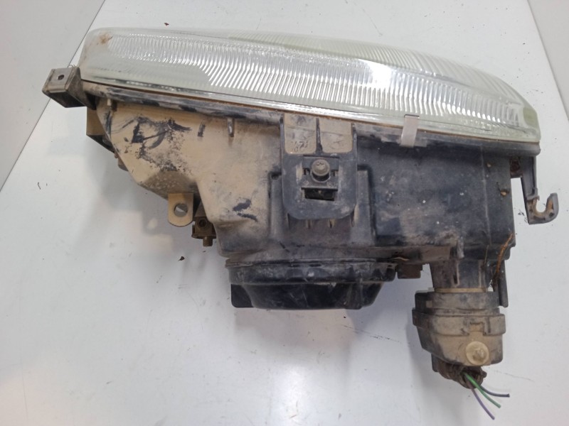 Recambio de faro derecho para renault megane i (ba0/1_) 1.6 e (ba0f, ba0s) referencia OEM IAM   