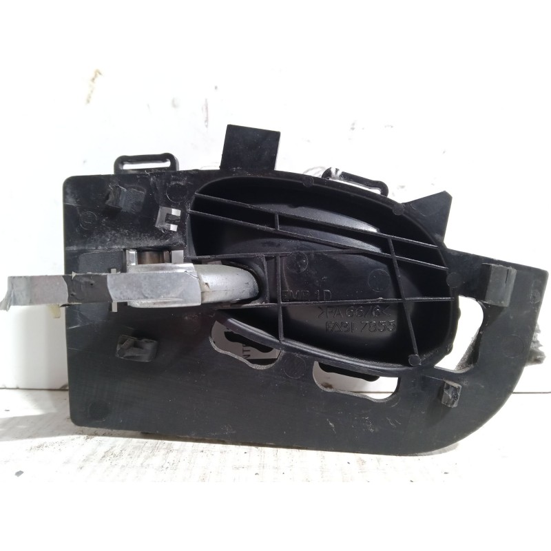 Recambio de maneta interior puerta delantera derecha para peugeot 206 cc (2d) 1.6 16v (2dnfuf, 2dnfur) referencia OEM IAM 962369 Recambio de maneta interior puerta delantera derecha para peugeot 206 cc (2d) 1.6 16v (2dnfuf, 2dnfur) referencia OEM IAM 962369