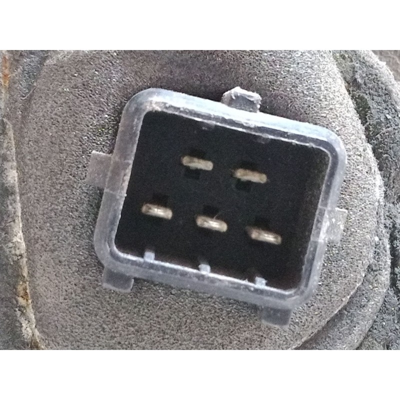 Recambio de retrovisor electrico izquierdo para ford mondeo i turnier (bnp) 2.0 i 16v referencia OEM IAM   