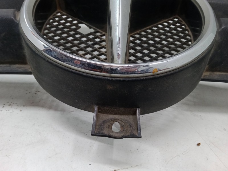 Recambio de rejillas capo para mercedes-benz sprinter 4-t caja/chasis (b904) 413 cdi referencia OEM IAM   