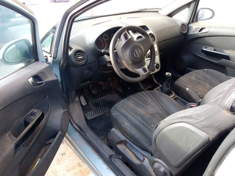 opel corsa d (s07) del año 2009 opel corsa d (s07) del año 2009