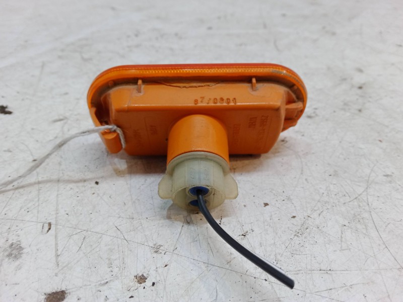 Recambio de intermitente lateral derecho para ford fiesta v (jh_, jd_) 1.3 referencia OEM IAM   